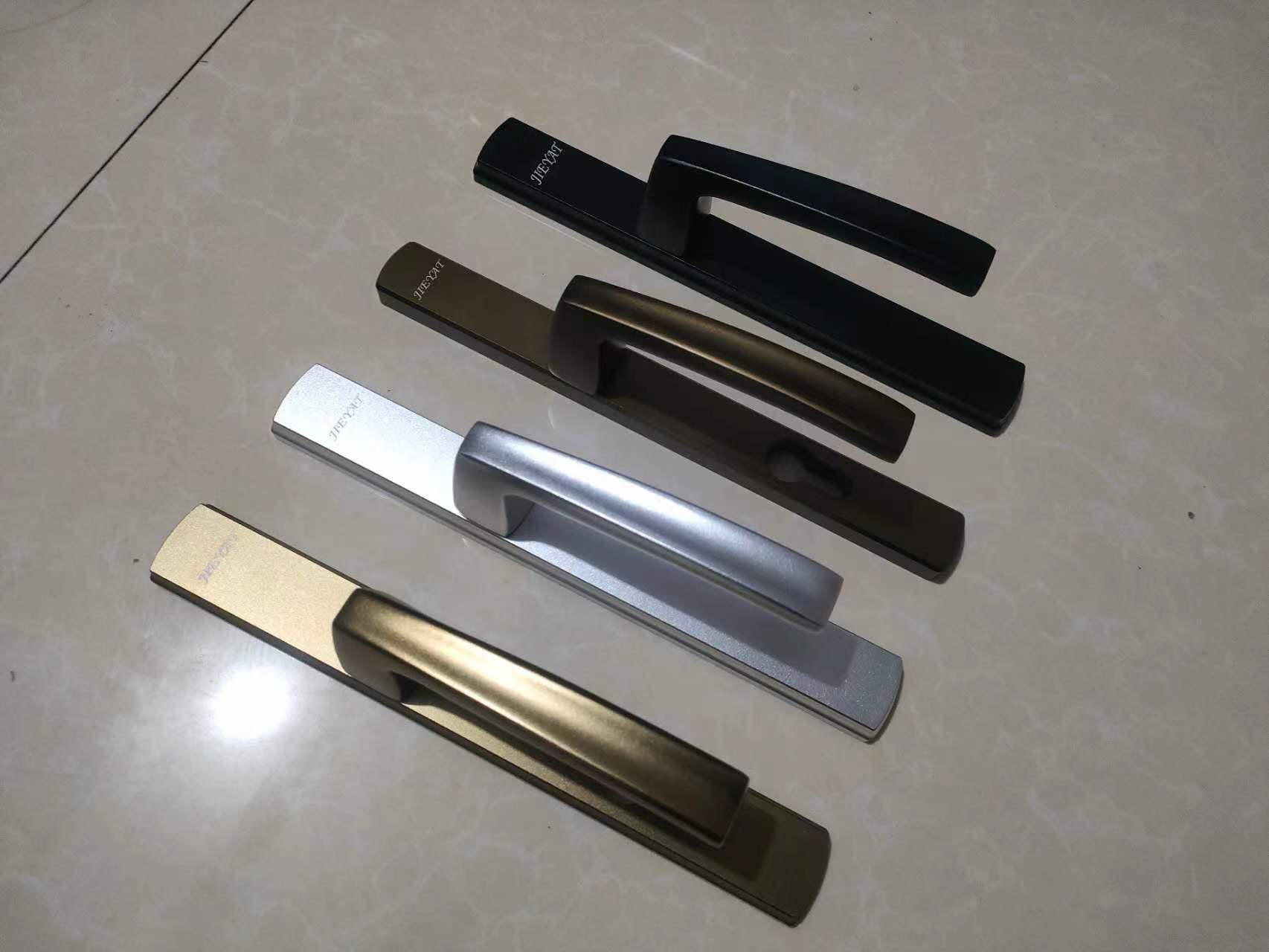 内外开通用两点执手